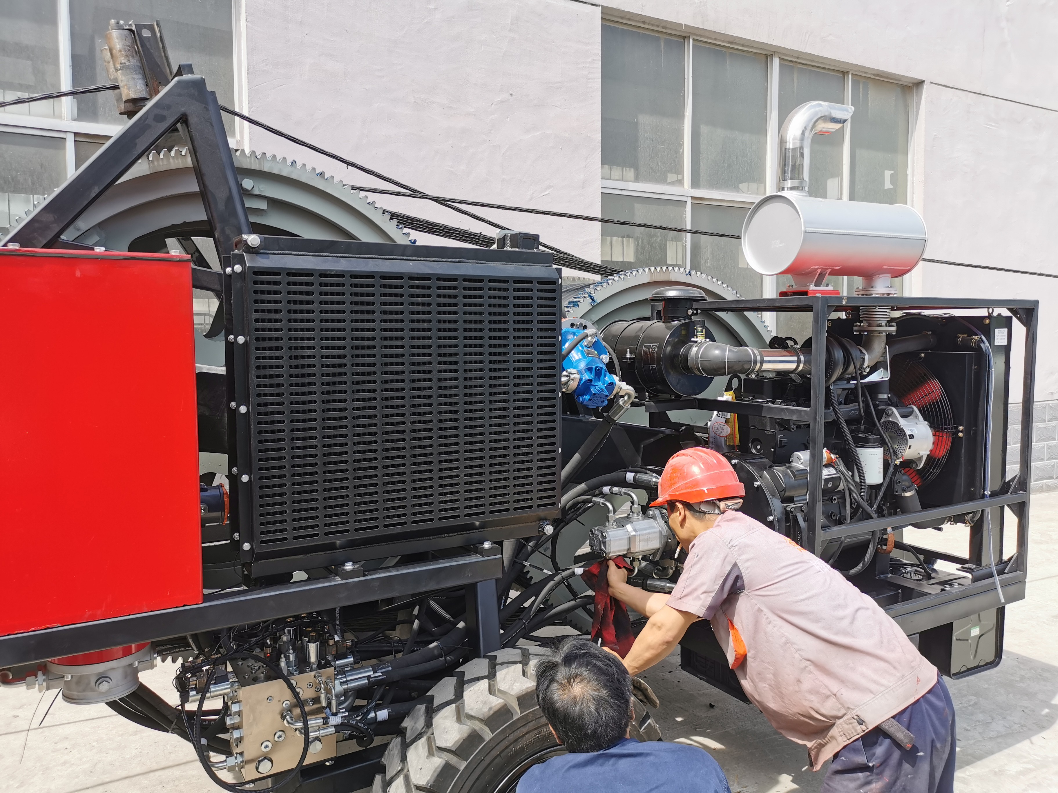 97kw 2x40kN Hydraulic Overhead Cable Tensioner With Air Brake System